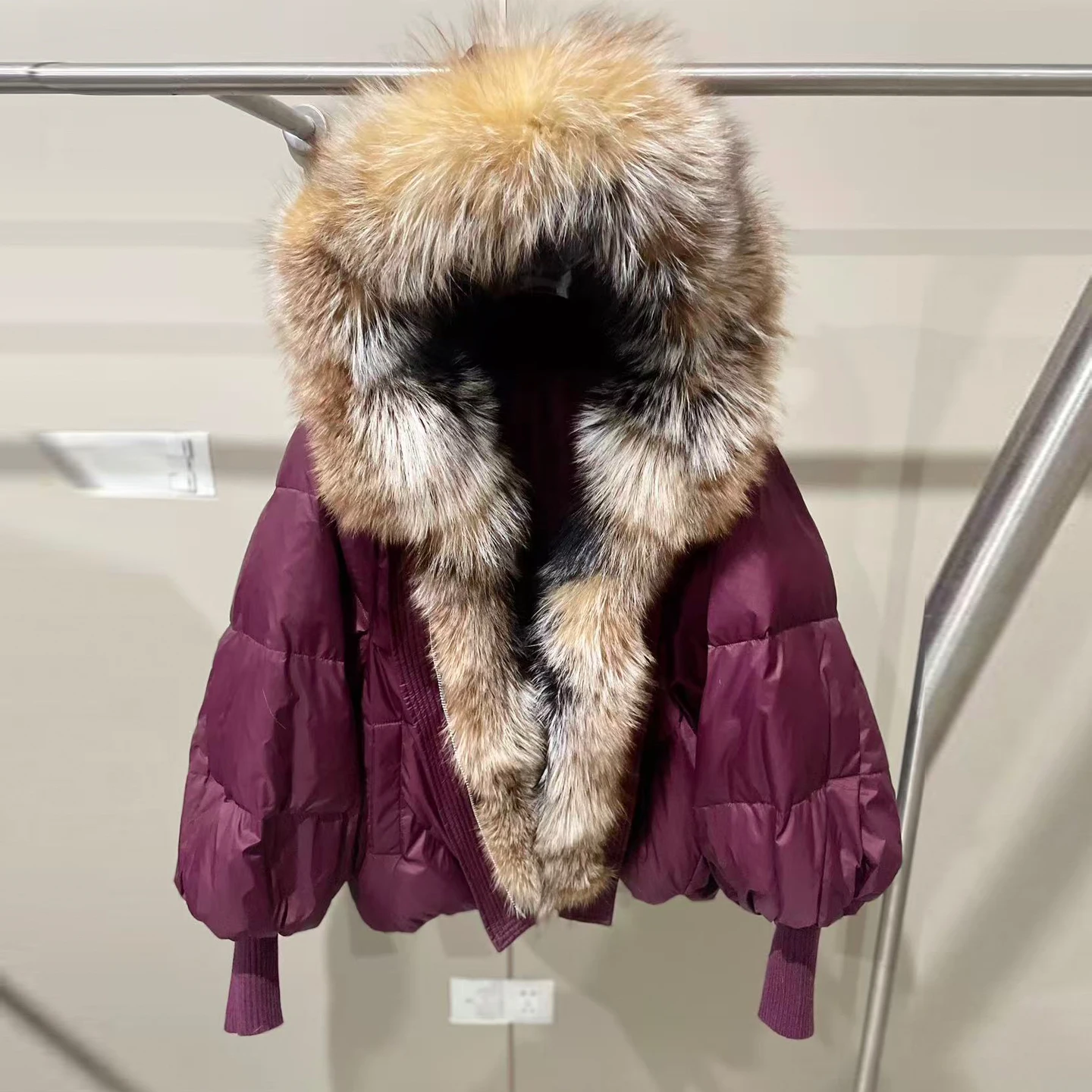   Kurtka z futrzanym kołnierzem, damska, luźna, ocieplana odzież wierzchnia, ciepły zimowy płaszcz marki Tagkita.