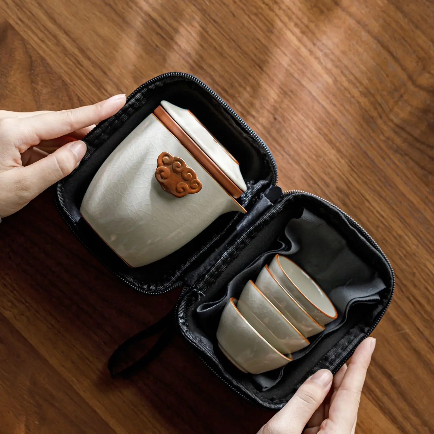 Yellowish Beige Ru Kiln Quick Cup Travel Tea Set with 1 Teapot 4 Cups Portable Ceramic Kung Fu Tea Set for Home Outdoor Use Gift