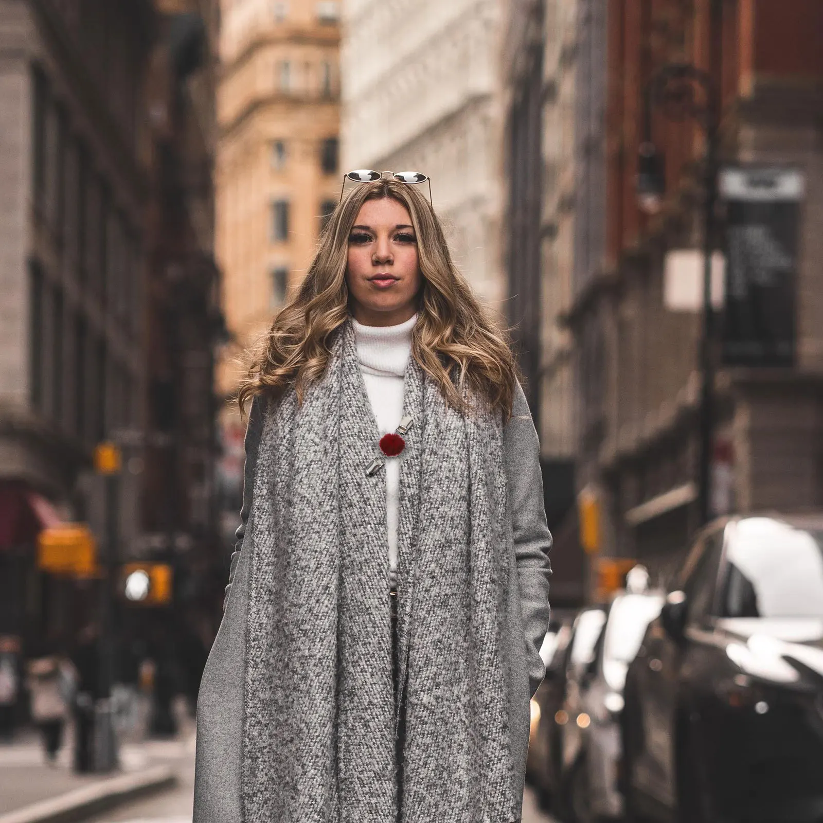 

6Pcs Fashion Shawl Brooch Pompom Cardigan Clip for Women Sweater Cape Scarf Decorative Garment Pin Stylish Accessory