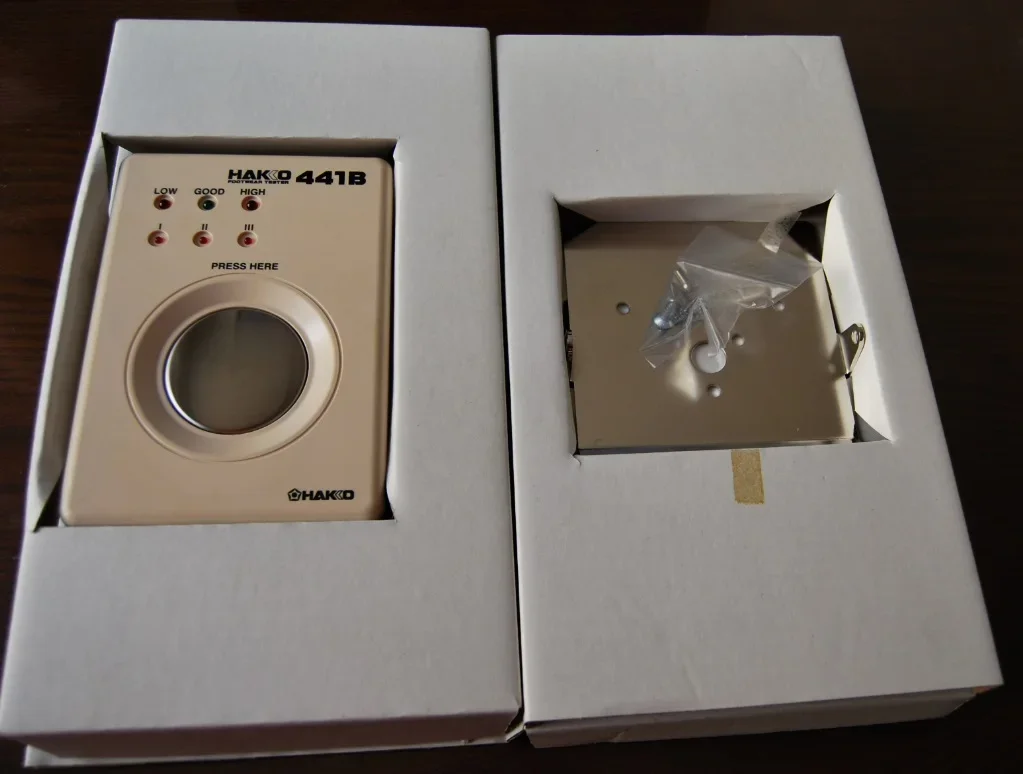 

2025.4 (100% Japanese Original) Brand-new HAKKO White Electrostatic Tester HAKKO441B-01(100V)