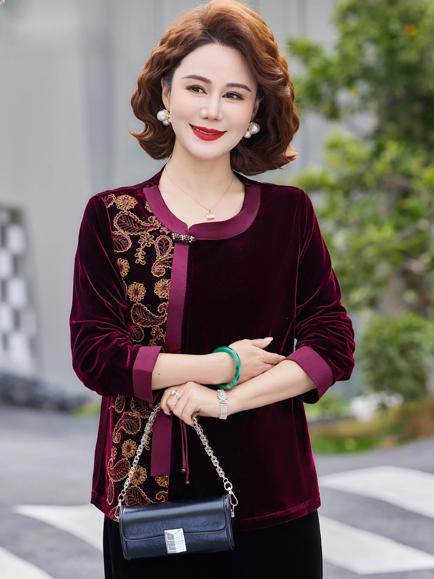 

Ele Velvet Long Sve Set for Middle-Aged And ly Women Spring Faionable Consistent Sle Breathable Polyester Fiber