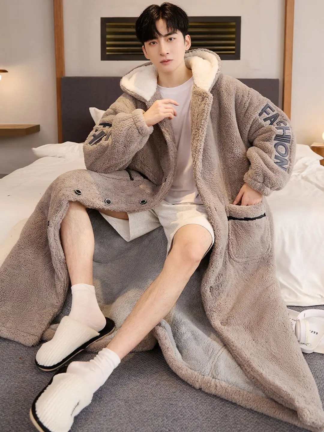 accappatoio-da-uomo-in-pile-corallo-ideale-per-l'inverno-caldo-spesso-lungo-ampio-con-cappuccio-e-fantasia-a-cartoni-animati-in-morbido-pile-per-la-casa-comodo-da-indossare-come-pigiama-taglia-giovanile