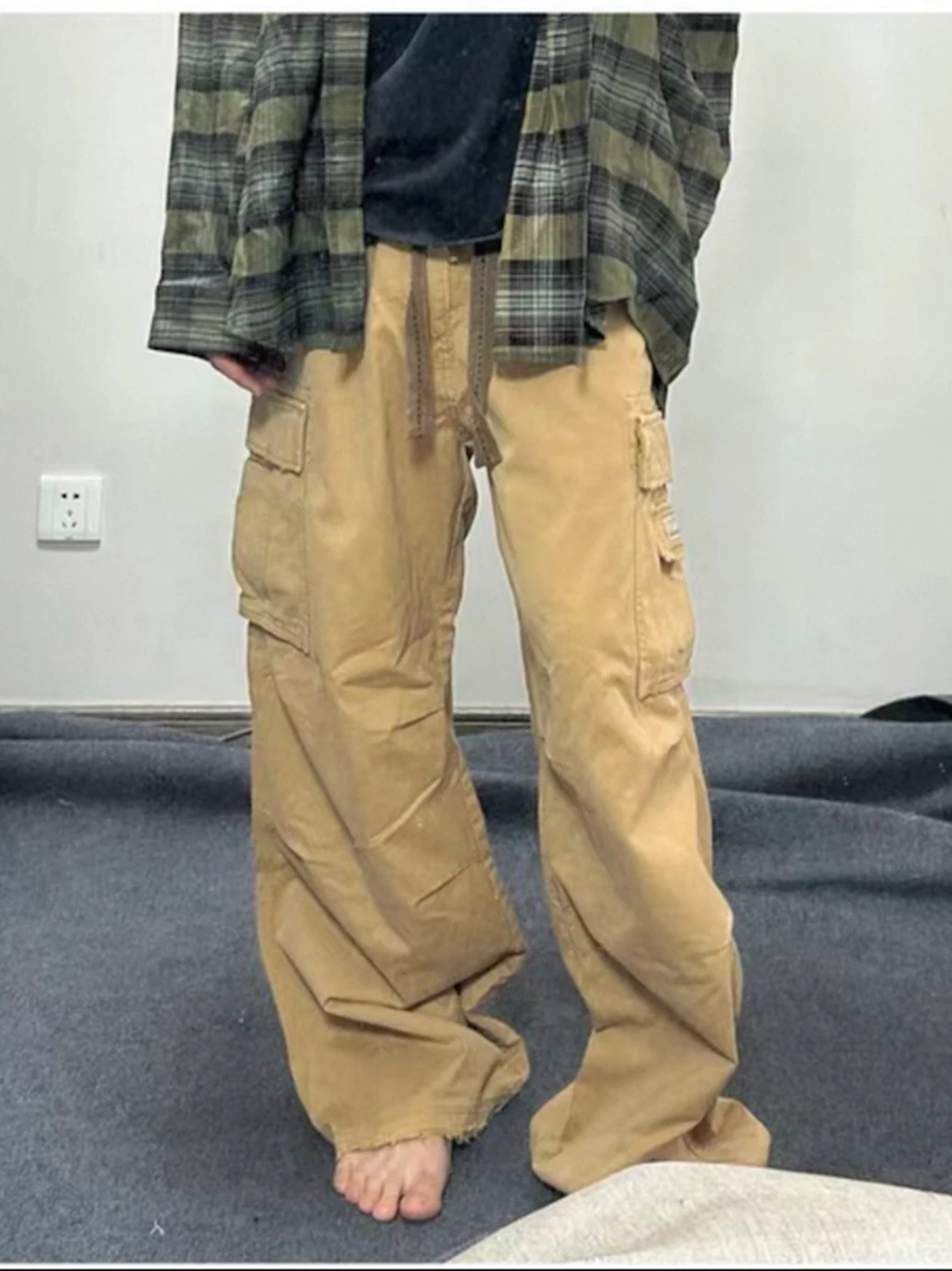 

American Sle Streetwear Waed Multi-ket Work Pants Men's Loose Straight Khaki Long Trousers Faionable Baggy Casual Pants