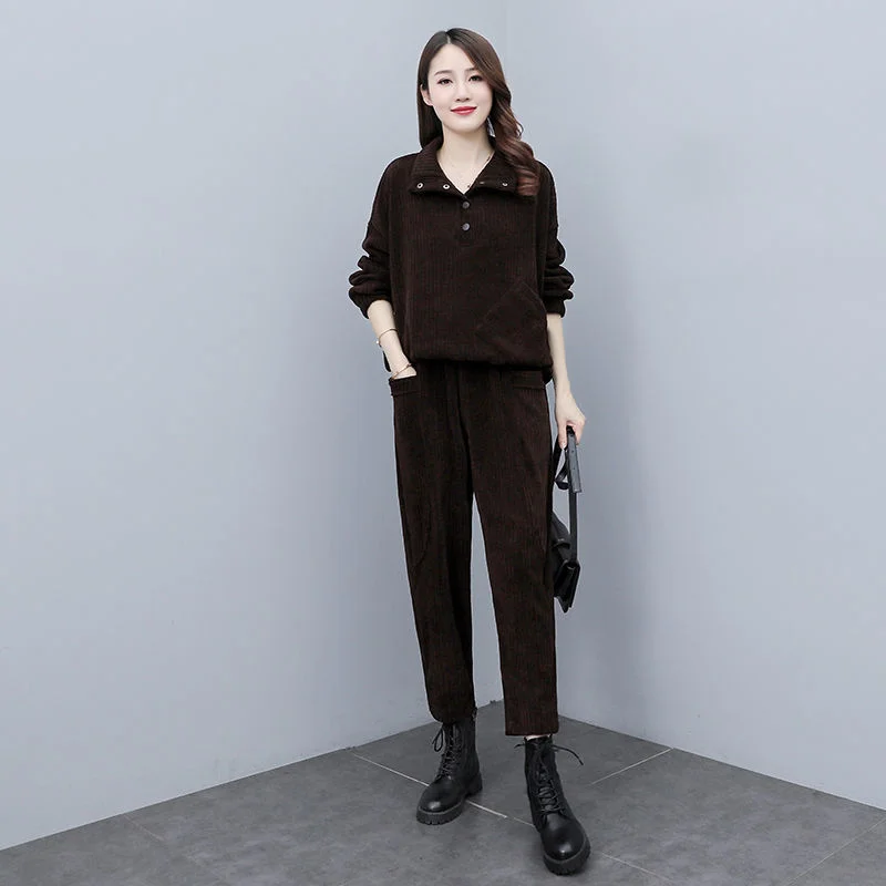 2023 New Fashion Versatile Network Red Same Casual Fashion Set Women's Bat Chenille Bat Long Sleeve Harlan Pants Two Piece Set