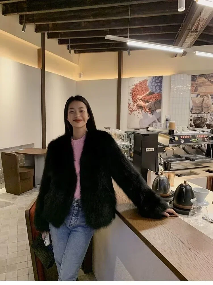 2024 겨울 신상 여성용 퍼 코트, 슬레 일체형 스킨 & 퍼 숏 한국 버전 라운드넥 긴팔 3버튼