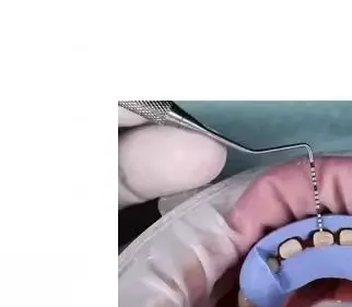 

Набор стоматологических инструментов с черной/золотой ручкой, пинцет для исследования, зеркало для рта, необходимые стоматологические инструменты для оральных іспитов, стоматологические процедуры