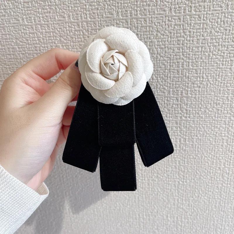 Korean Camellia Women's Bow Tie Brooch Retro College Style Shirt Collar Flower Fashion Velvet BowTie Corsage Pin Gift for Women