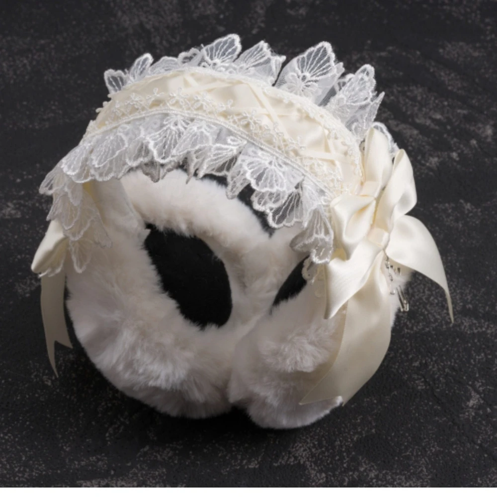 Autumn and Winter Warm Ears Covers Original Handmade White Lace Plush Earmuffs Fluffy Earmuffs Headbands Winter Ear Muffs