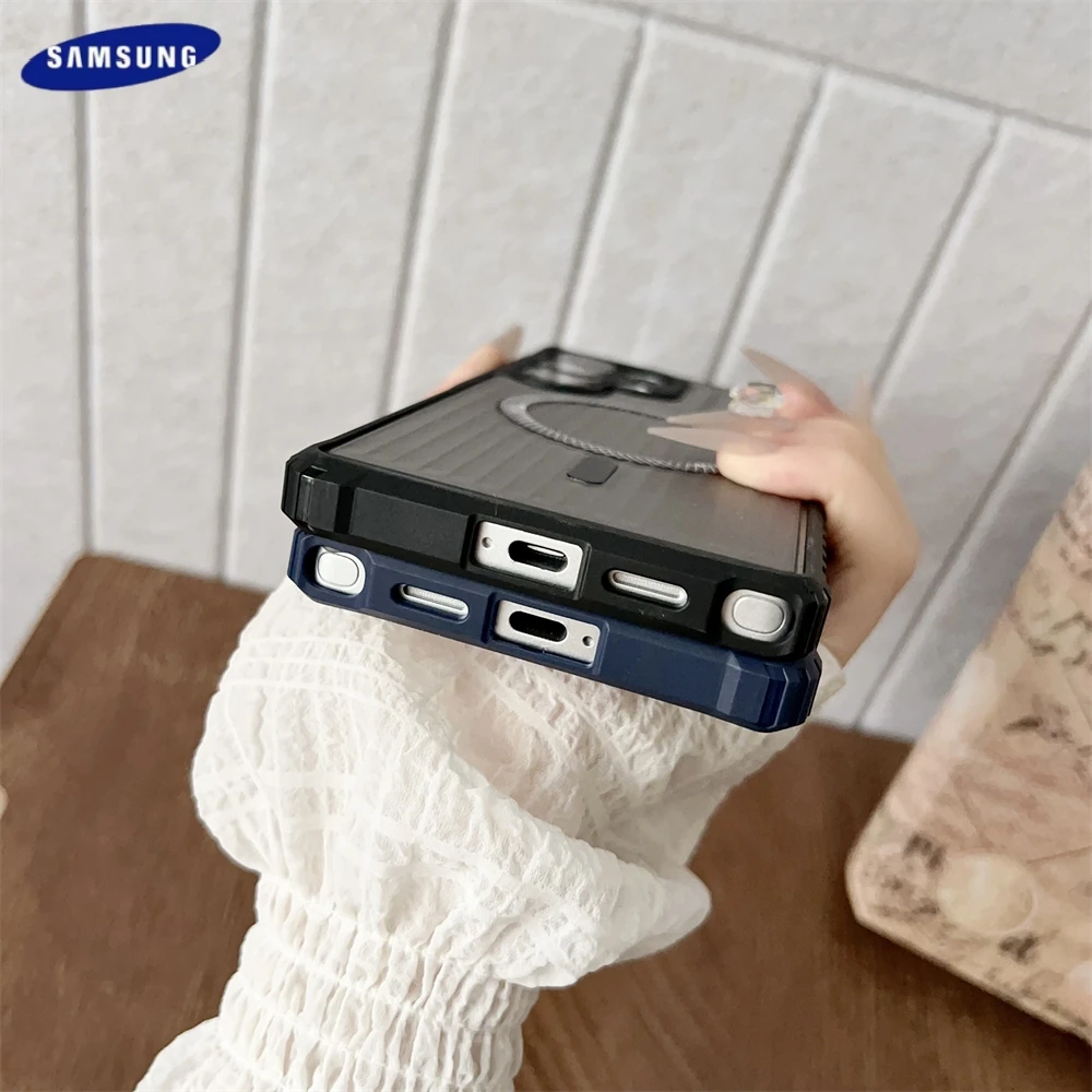 حافظة مغناطيسية شفافة غير لامعة لهاتف سامسونج جالاكسي S25 S24 S23 S22 Ultra Plus حماية لعدسة Magsafe للشحن اللاسلكي غطاء عمودي