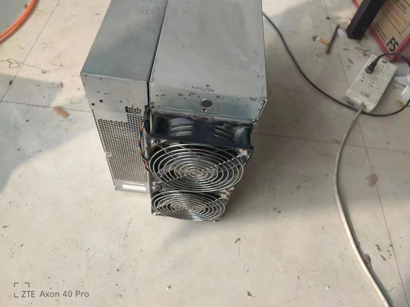 Bitmain Used S19 95Th runs perfectly and functions properly，The best choice for cheap power miners