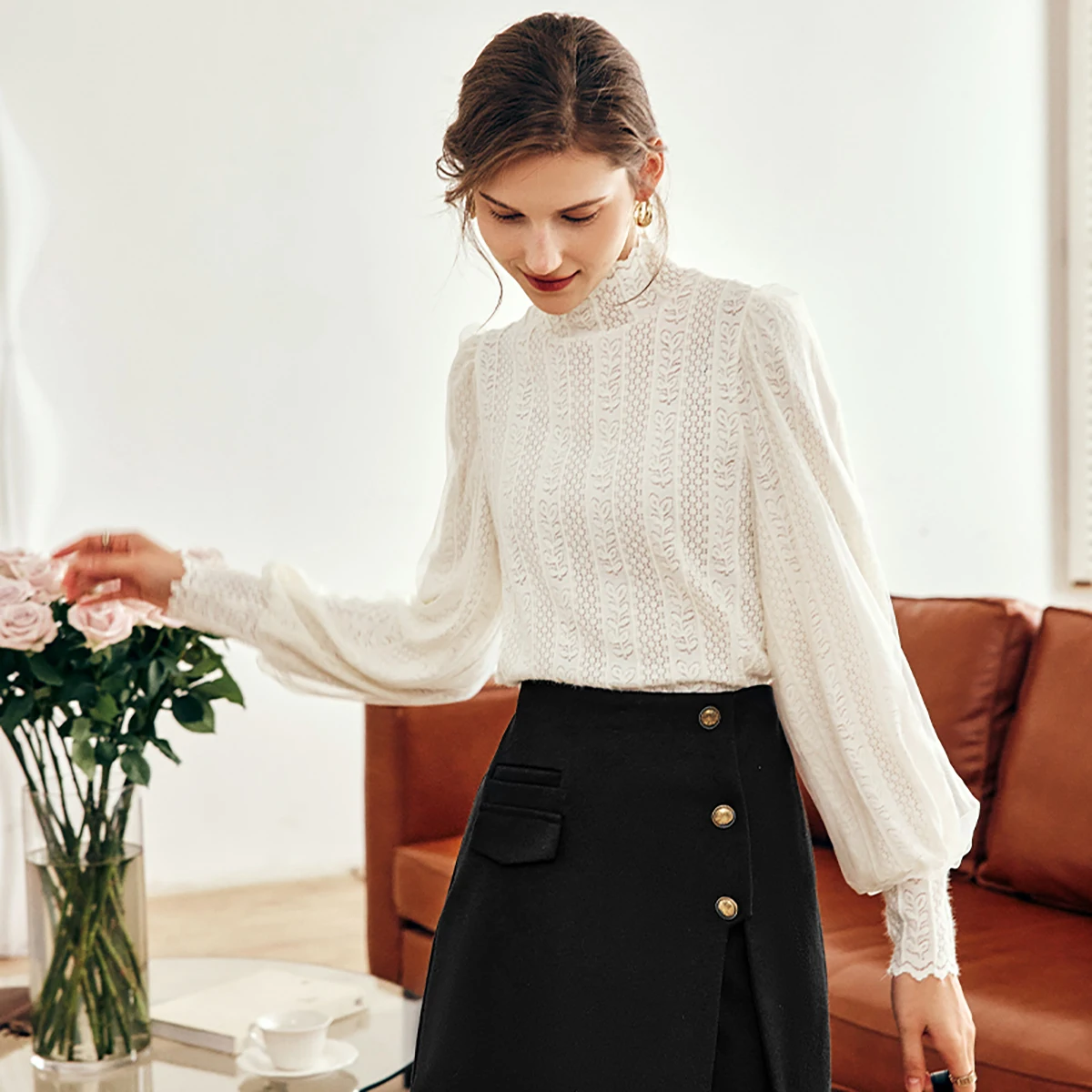 OLrain French Semi-turtleneck Lace Shirt Women's Spring 2025 New Retro Flocking Bottoming Top N57CX66938