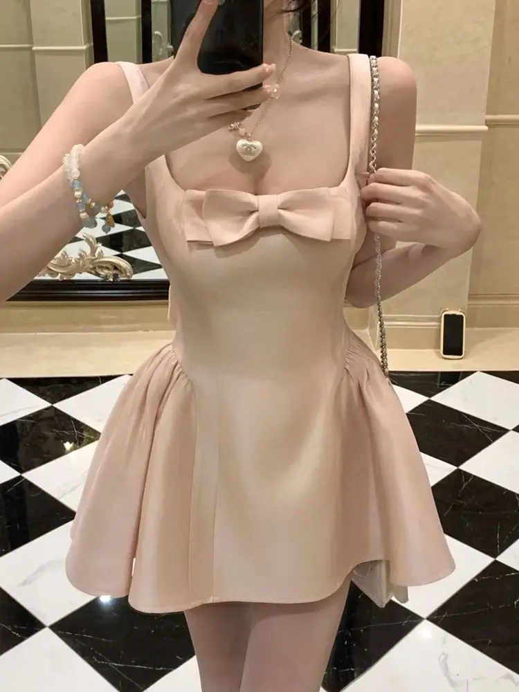 

Celebrity Spicy Sweet Bow Backless Stain Camisole Dress Women High-waisted Slim A-line Summer Party Banquet Premium Lady Dress