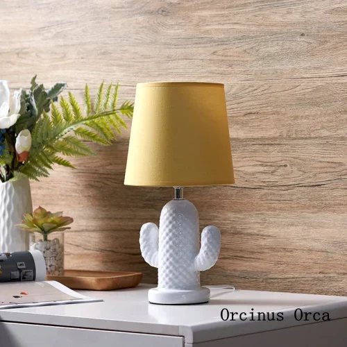 Cartoon Creative Color cactus table lamp  lamp in children's bedroom Nordic modern simple LED ceramic table lamp