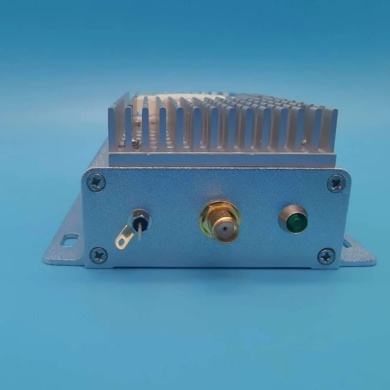 

4WRF Power Amplifier LNA High Frequency Broadband Power Amplifier 10M-1000M Four Watts