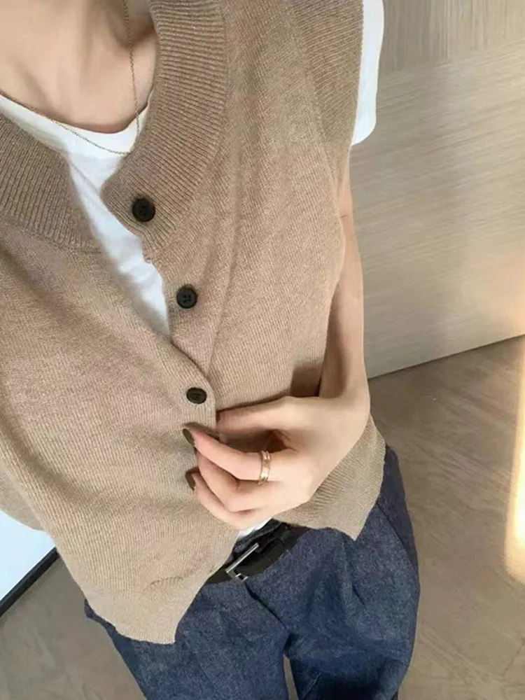

Чистый цвет, вязаный жилет, повседневный женский модный топ, тонкий кардиган, свободный ветер, обычный крой, детали на пуговицах