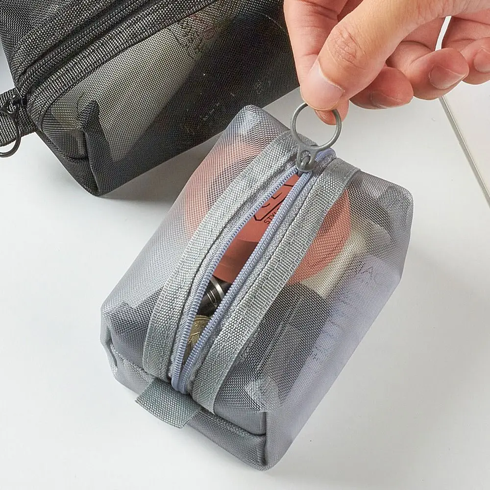 Dompet Koin Warna Solid Modis Tas Makeup Kapasitas Besar Berbahan Jaring Tas Kosmetik Portabel Wanita