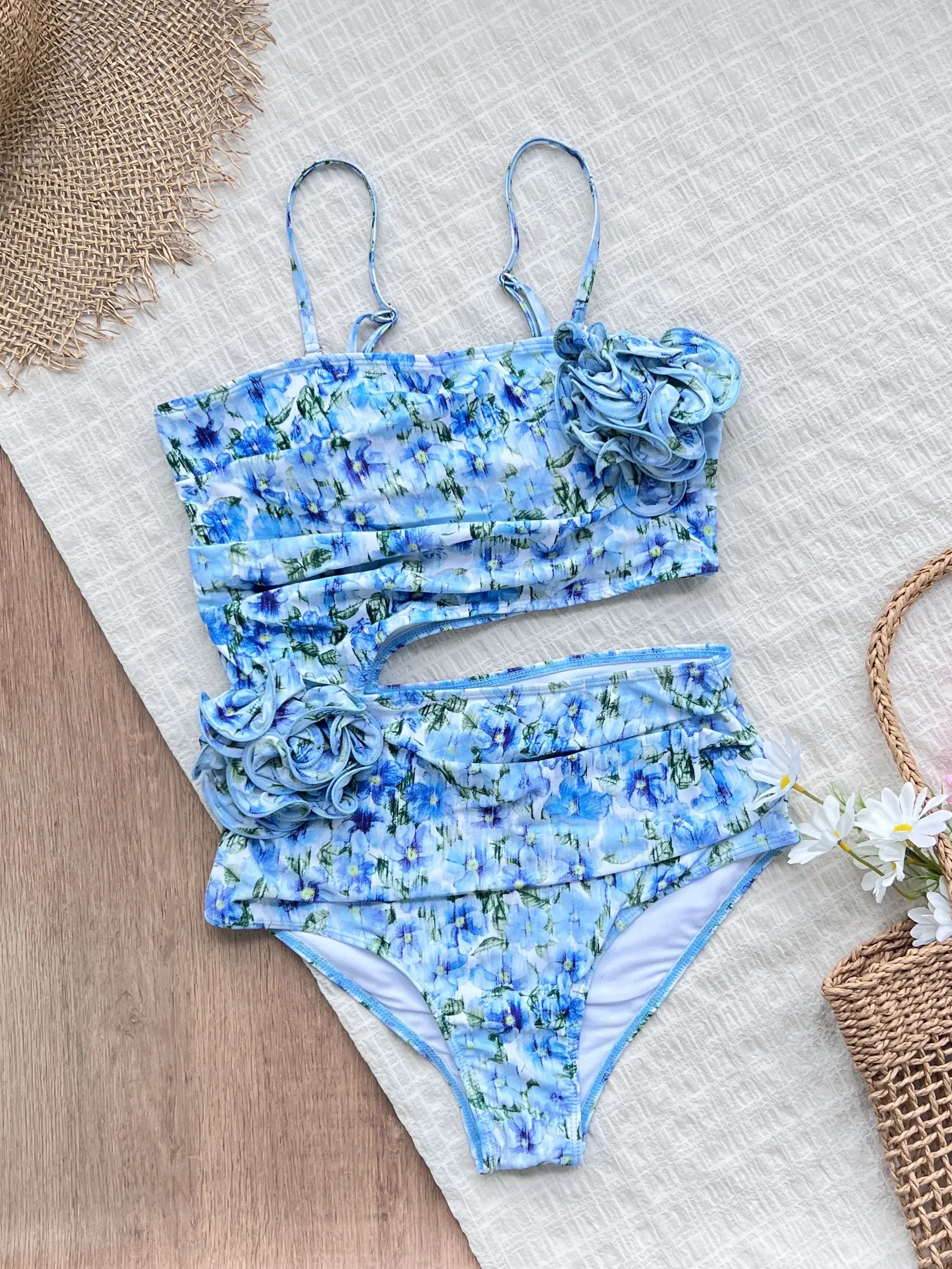 Traje de baño de una pieza con recortes de flores para mujer, conjunto de falda, traje de baño estampado para mujer, ropa de playa para vacaciones 2025