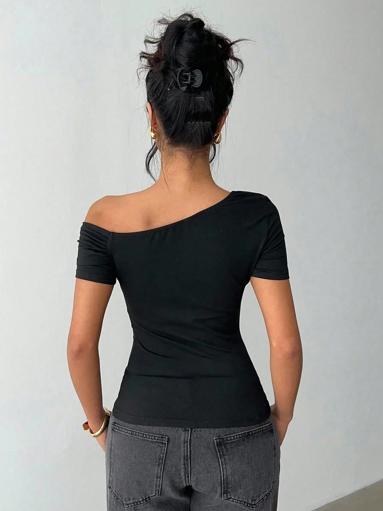 Picture 3: Women's Elegant and Simple Slanted Shoulder Tops and Women's Inner T-shirts