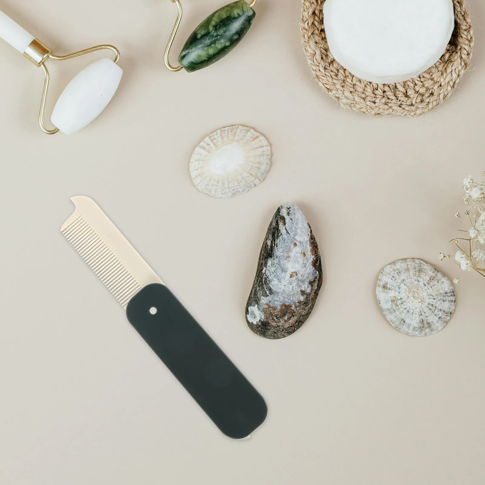 

Compact Travel Foldable Hair Comb Dual Row Fine Wide Hair Types Portable Anti Static Detangling Pocket Brush