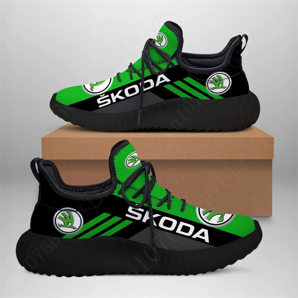 Skoda-zapatillas de deporte ligeras y cómodas para hombre, zapatos deportivos Unisex, Tenis informales para correr, zapatillas de deporte masculinas de talla grande