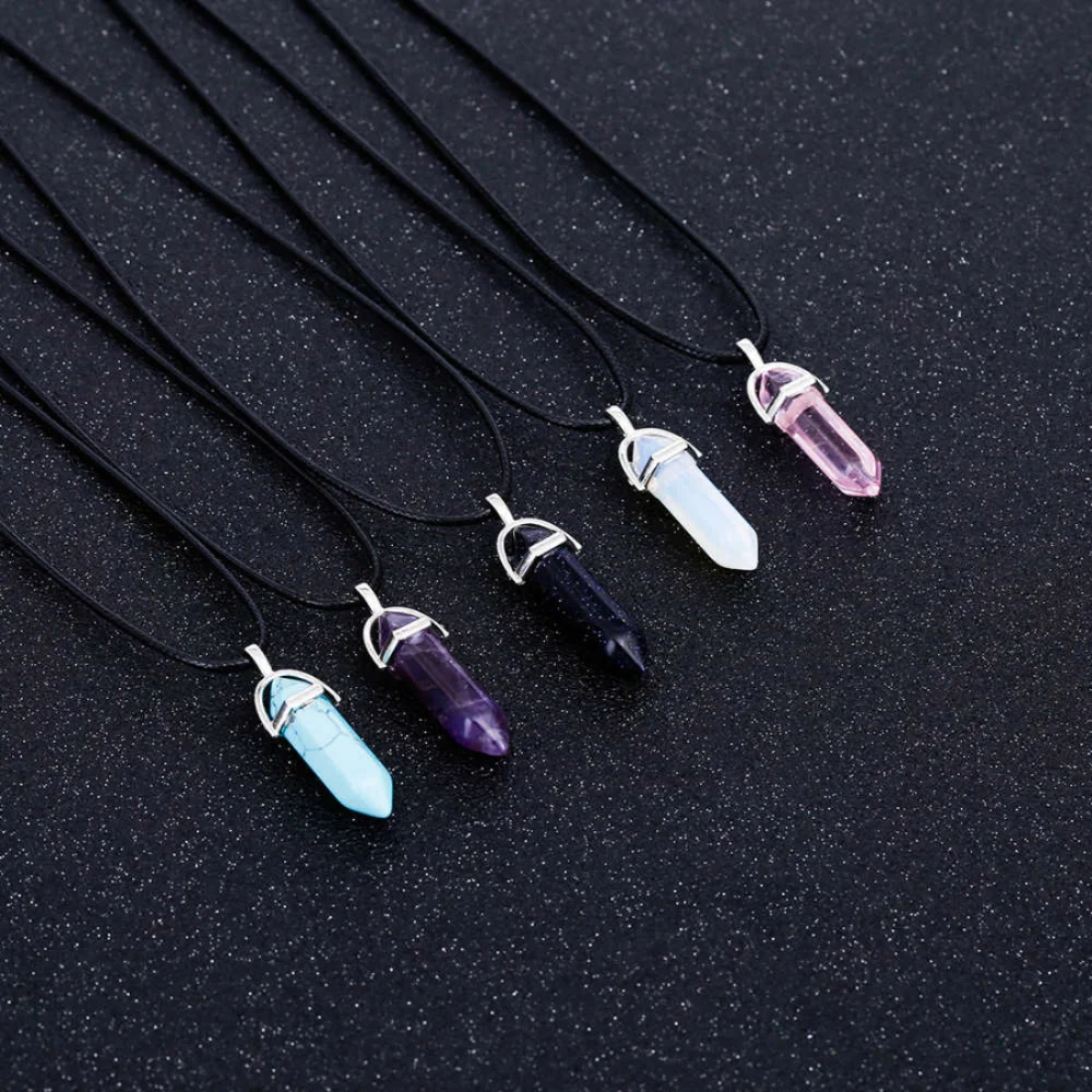 New Hexagonal Column Natural Stone Choker Necklaces Vintage Pink Purple Crystal Pendent Necklace for Women Leather Chain Jewelry