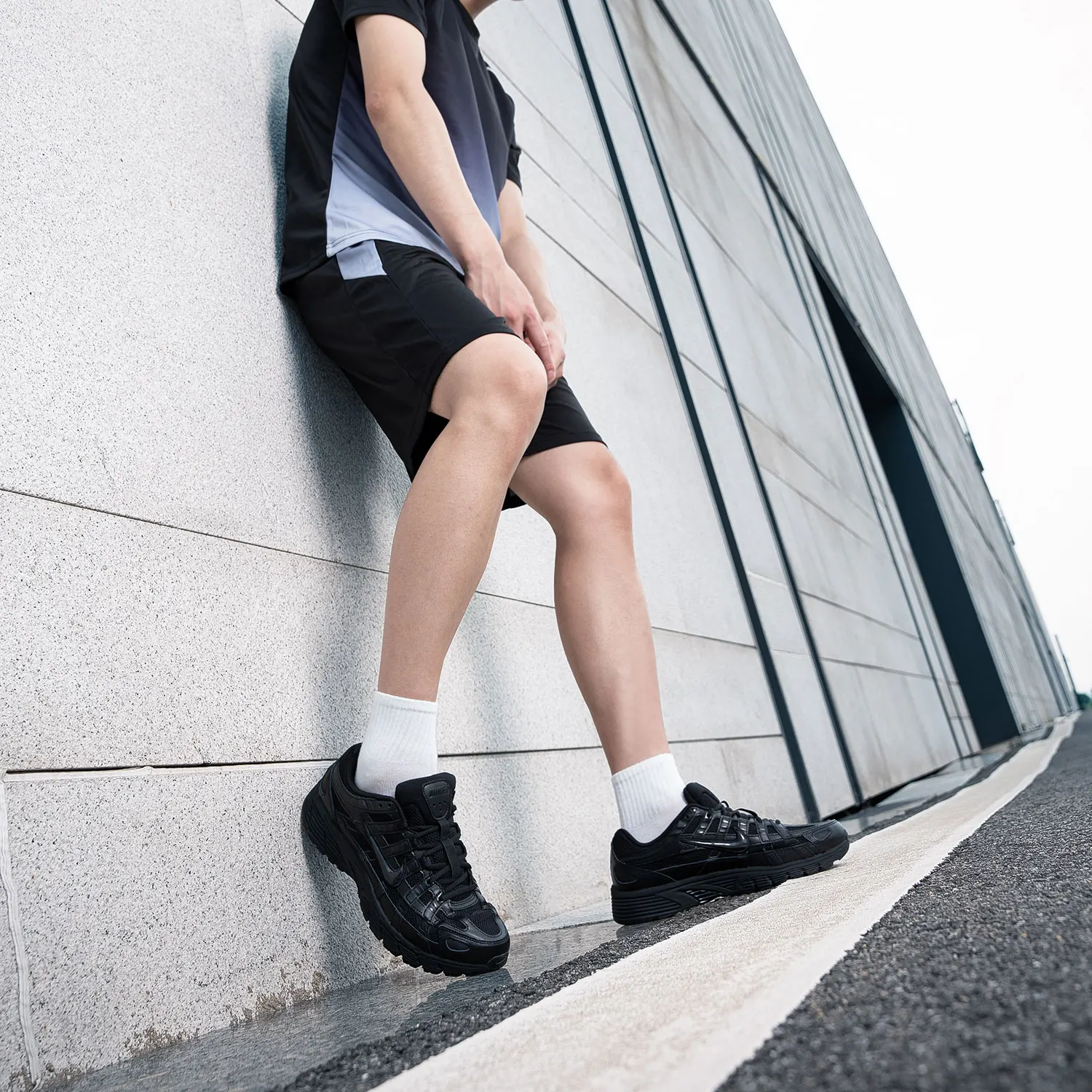 

Мужская обувь Nike P-6000 Спортивная обувь Черные кроссовки Warrior Легкие амортизирующие кроссовки Cd6404-002