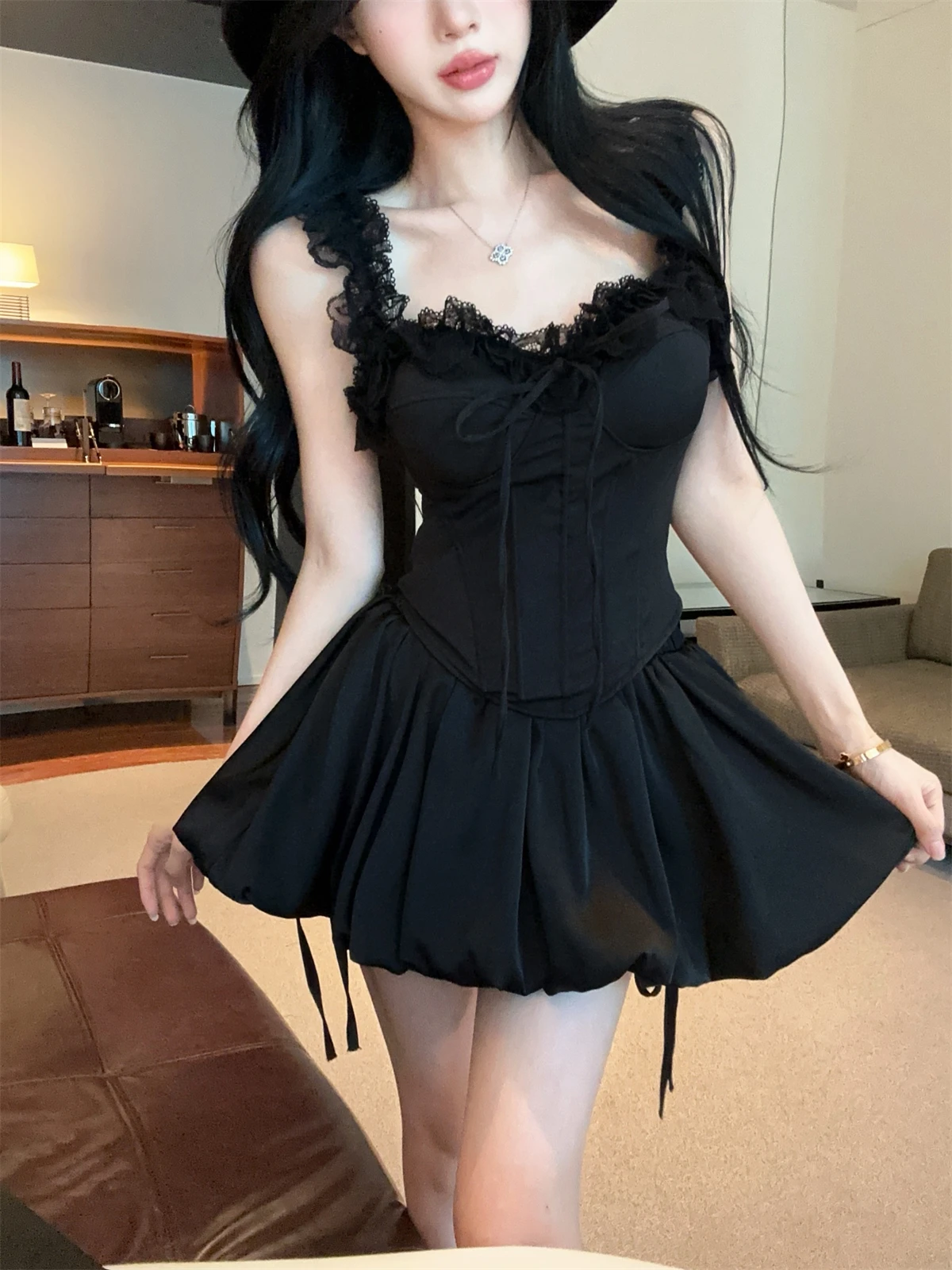 Pure Desire Fibone Lace Ear Flounce Strap Vest Top Flower Bud Skirt Women's Faion Set Autumn New Sle Svel 