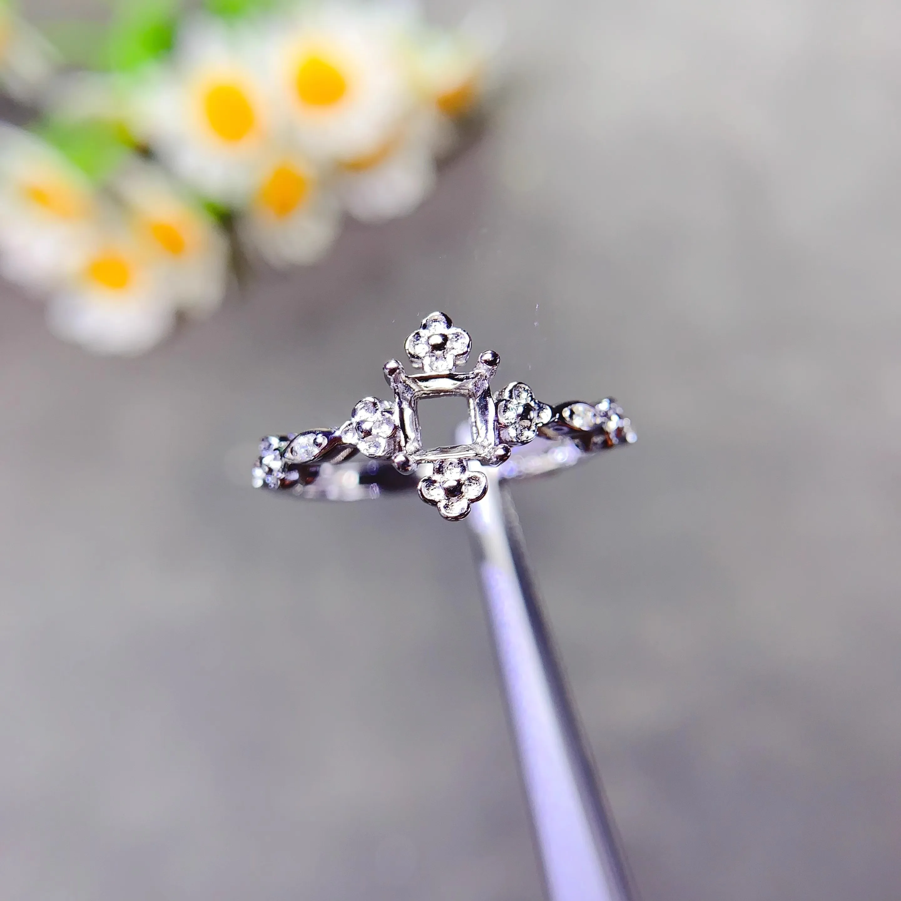 Setting 4/5mm Square Stone S925 Sterling Silver Empty Holder DIY Ring Fine Weddings Simple Flower Design Charm Jewelry for Woman