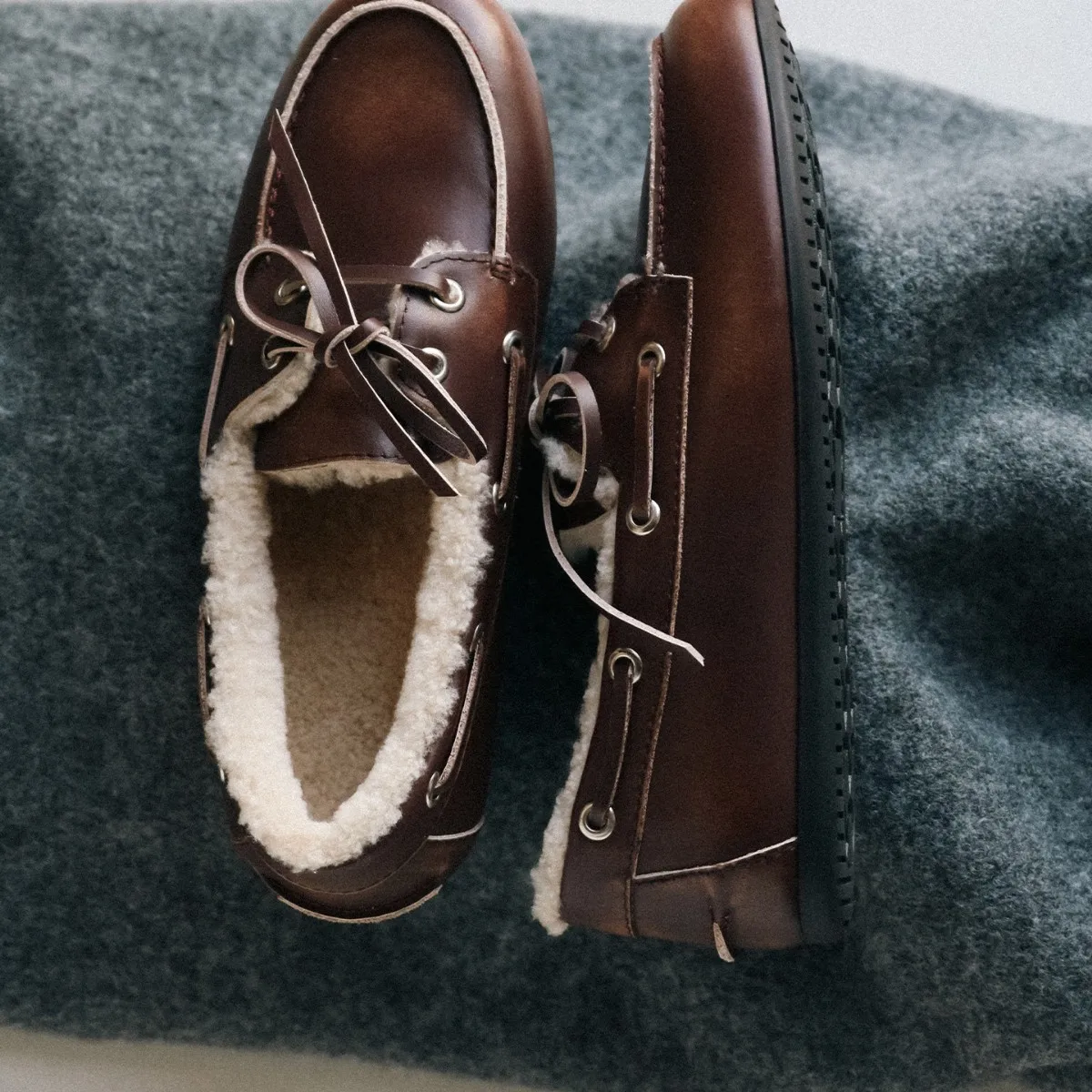 Leather new Lefu single shoes with lace up, retro polished, worn-out wool lining, flat bottom, soft Lefu shoes