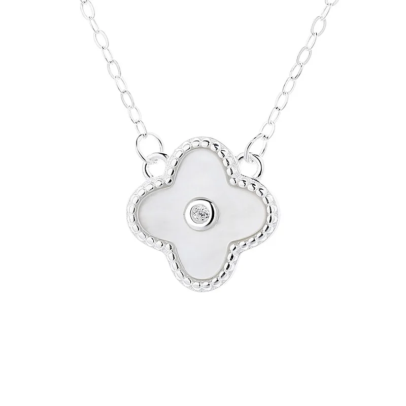 

Женское ожерелье из стерлингового серебра 925 пробы с натуральным белым жемчугом и крошечным цветком, INS — универсальная цепочка с пятью листами клевера
