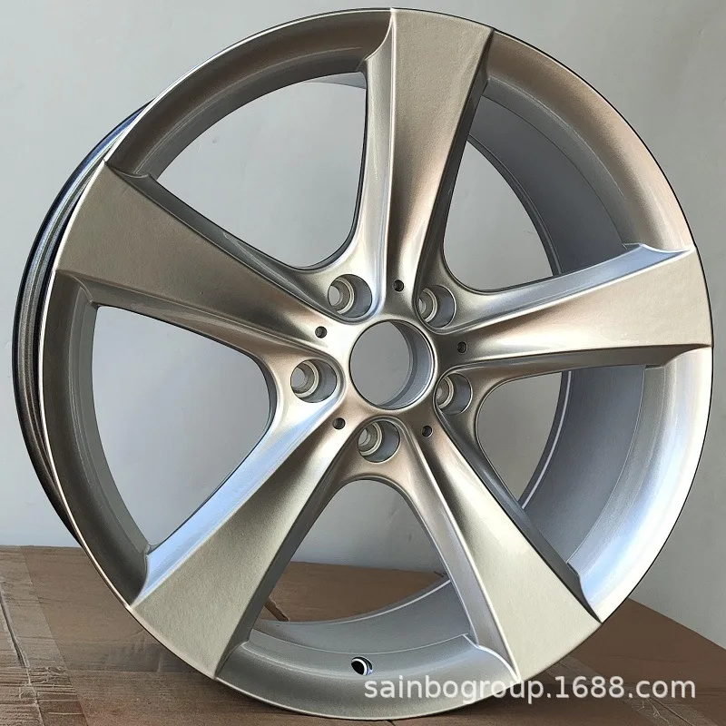 

Suitable for F99545 12-inch, 15-inch, 19-inch, Shengbo, car modified aluminum alloy wheel rims