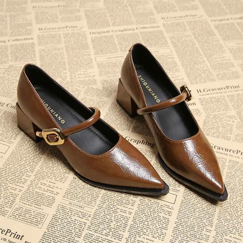 エレガントなハイヒールの女性の靴分厚い浅いヒールサンダル夏 2025 パーティー高級ブランドの靴は新しい Mujer デ Zapatillas