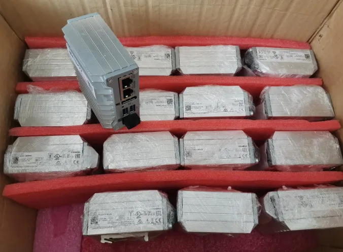 IPC127E Embedded Fanless Industrial Mini BOX PC Micro Computer 6AG4021-0AB11-0BA0 Northvolt Factory Gateway