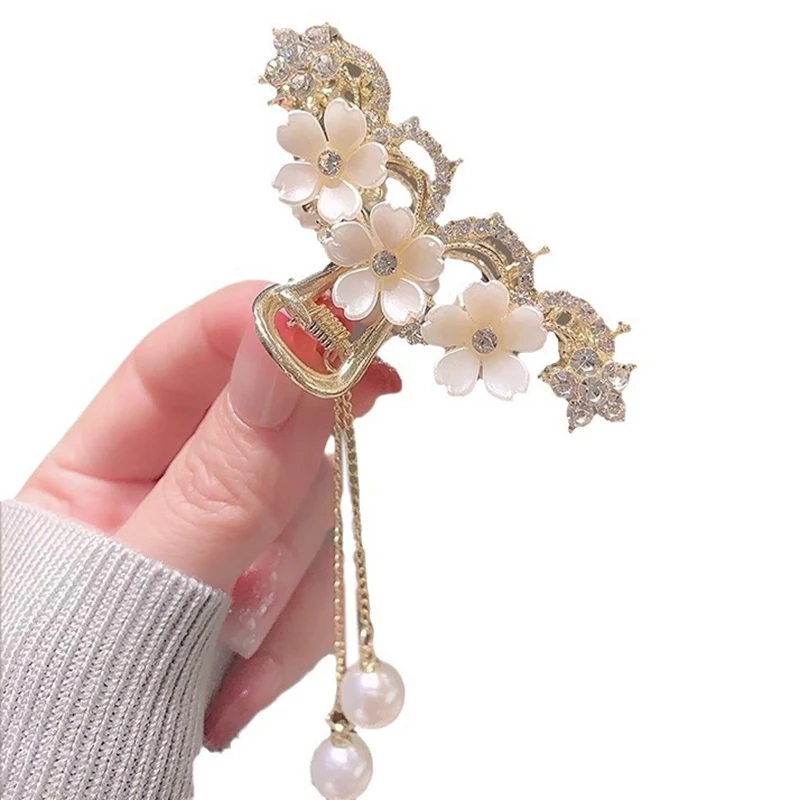 Elegant Diamond-encrusted Pearl Jasmine Flower Tassel Claw Clip Metal Hair Clip Female Hair Clip On The Back Of The Head