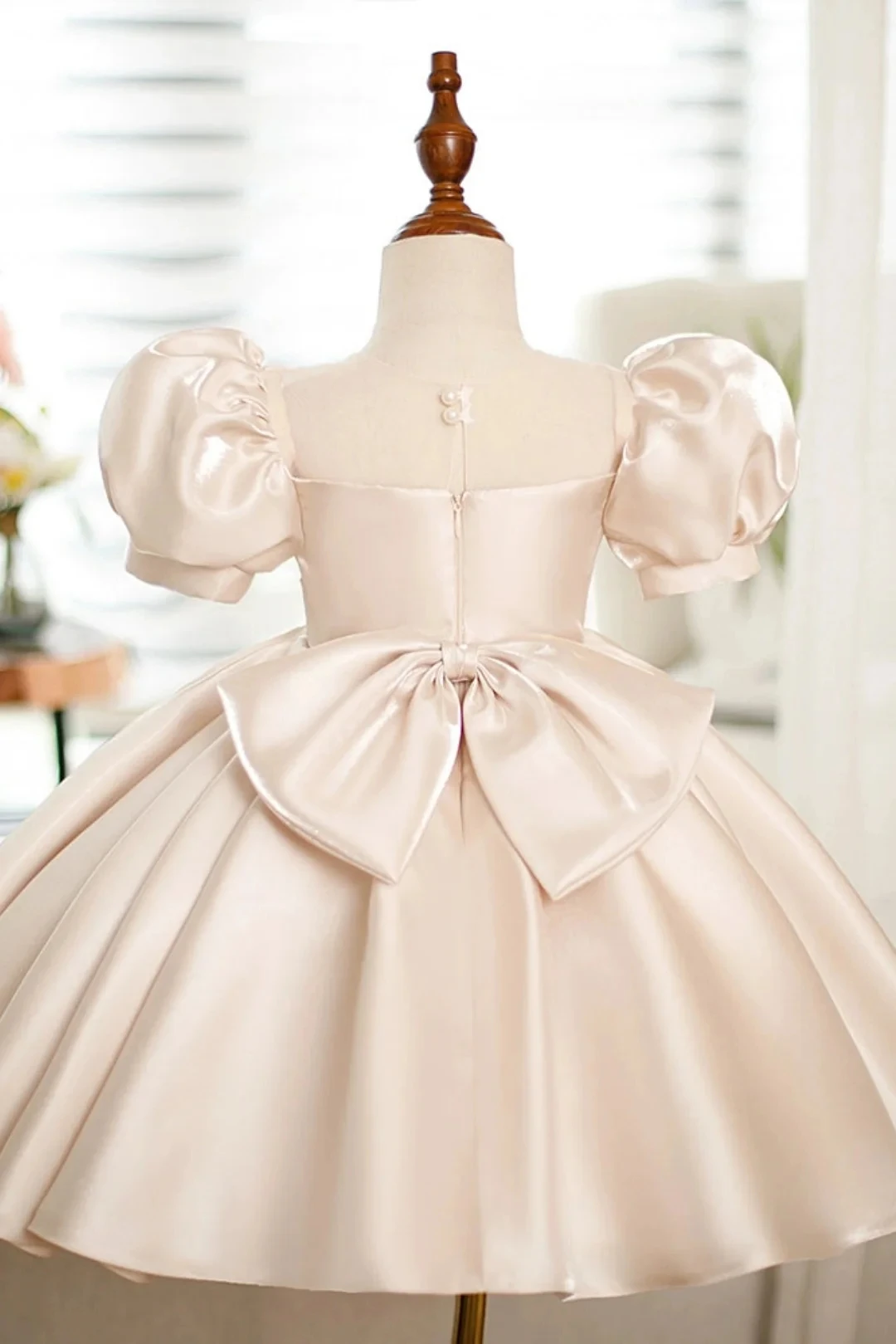 vestido-de-nina-de-las-flores-personalizado-para-bodas-con-lazo-de-saten-manga-corta-largo-hasta-la-rodilla-elegante-para-fiestas-de-cumpleanos-infantiles-vestido-de-primera-comunion
