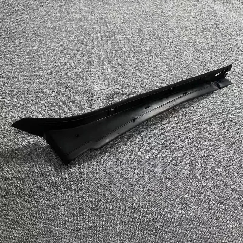 

Декоративная накладка-отбойник (водоотводящая планка) на крыло для BMW 3 серии F30 F35 316 320 328 335, OEM 51767264273