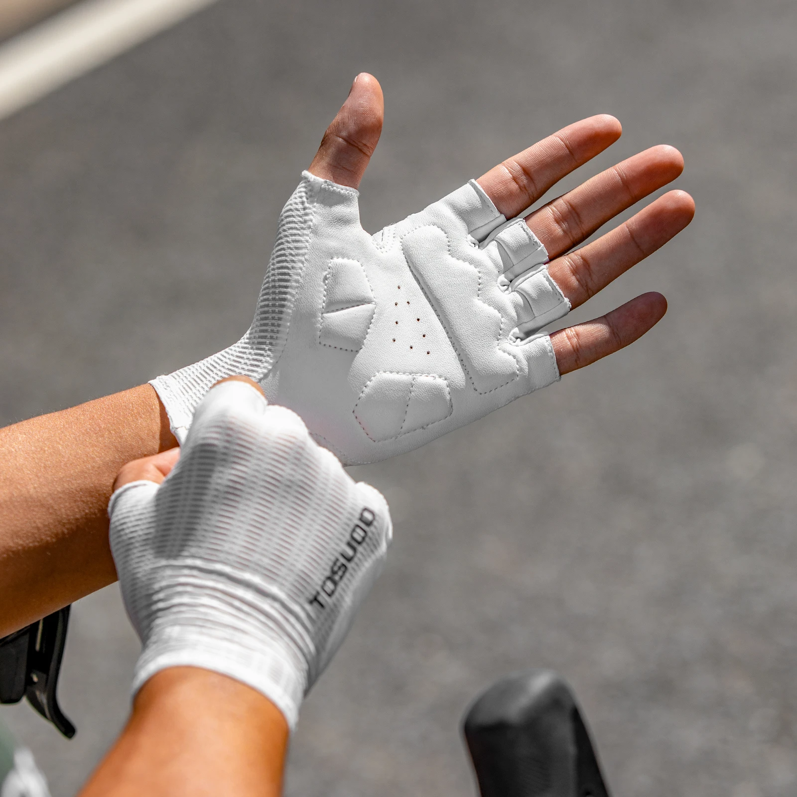TOSUOD Fahrradhandschuhe aus Schafsleder Halbfinger Sommer Rennrad und Mountainbike Kurzfinger-Handschuhe Atmungsaktiv – Detail 12