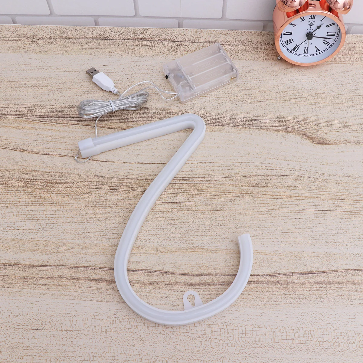 الأرقام الرومانية النيون رسالة LED ضوء الليل عدد 2 الضوء الأبيض الدافئ حفل زفاف عيد ميلاد ديكور للتعليق على الحائط المنزل الآمن البيئي