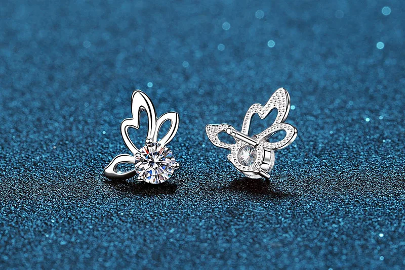 LioraGem New Stylish and Minimalist Butterfly Stud Earrings, Classic 0.3–0.5-carat Moissanite Earrings Platinum PT950 Stamp