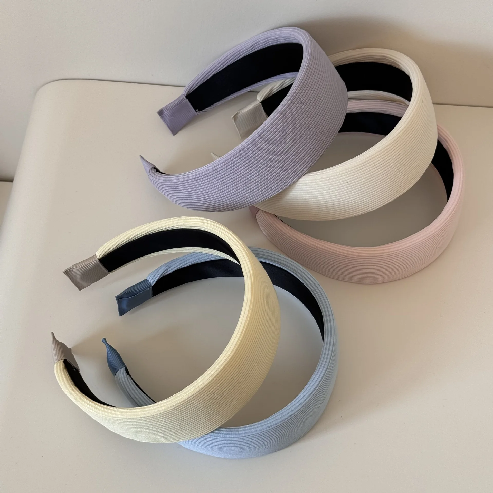 Vintage Gestreiftes Schwamm-Stirnband - 4,5 cm Breit, Vielseitiges Weiches Haarband - Einfarbig, Gesichtsformendes Haaraccessoire Diademas – Detail 14