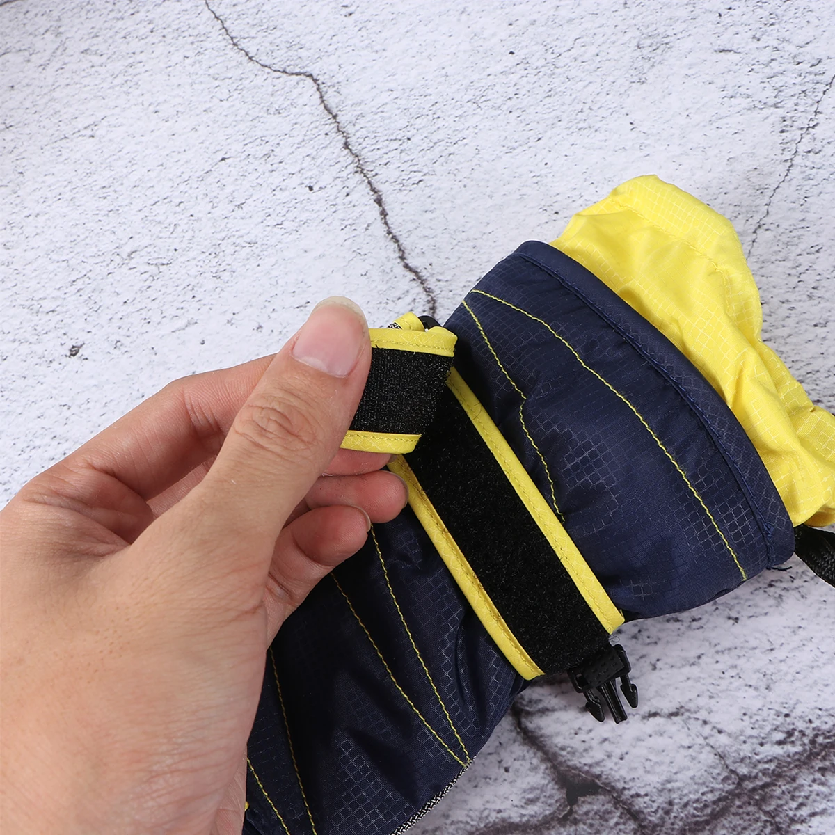 กันน้ําถุงมืออุ่นเล่นสกีสโนว์บอร์ดขี่จักรยาน EXTENDED Cuff ปรับซับนุ่ม Windproof ฤดูหนาวกีฬาถุงมือ