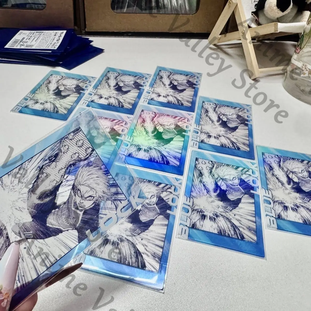 

Подлинный синий замок Майкл Кайсер ударная волна косплей оригинальная художественная выставка прозрачная карта мультяшные лазерные карты закладка Рождество