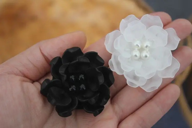 4Pcs/Lot Decorative Handmade Sequin Beads Flower Applique Patches ,Hair Clip,Bags,Brooch,Clothes Sew on,Glue on DIY Accessories