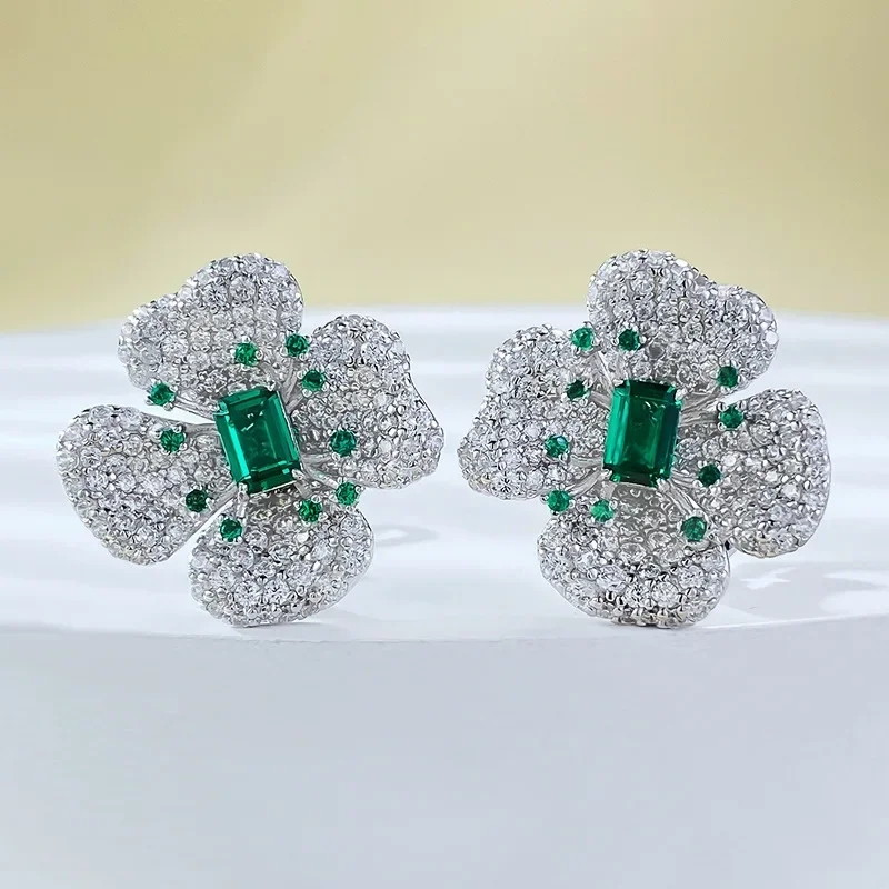 Karachi Early Spring Hot Selling S925 Silver Luxury Set Synthetic 4*6mm Green Spinel Clover Earrings Small And Versatile Jewelry