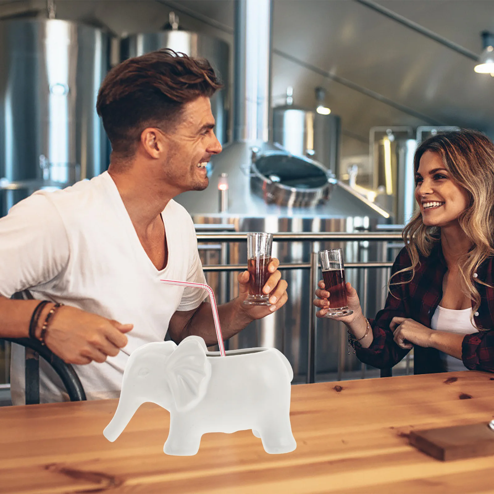 

1Pcs Elephant Shaped Ceramics Craft Cup Comfortable Smooth Surface Creative Decorative Drinking Cup for Bar Home