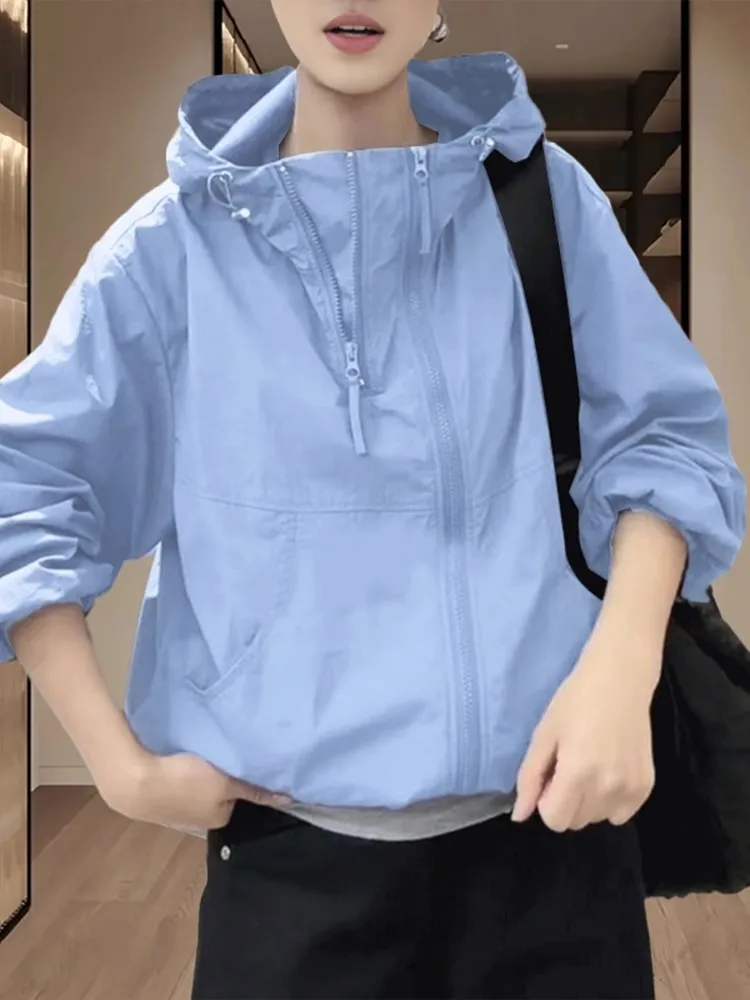 

Женская ветрозащитная солнцезащитная одежда с капюшоном для активного отдыха, летняя новинка, повседневная куртка-кардиган на молнии, модная ветрозащитная модель