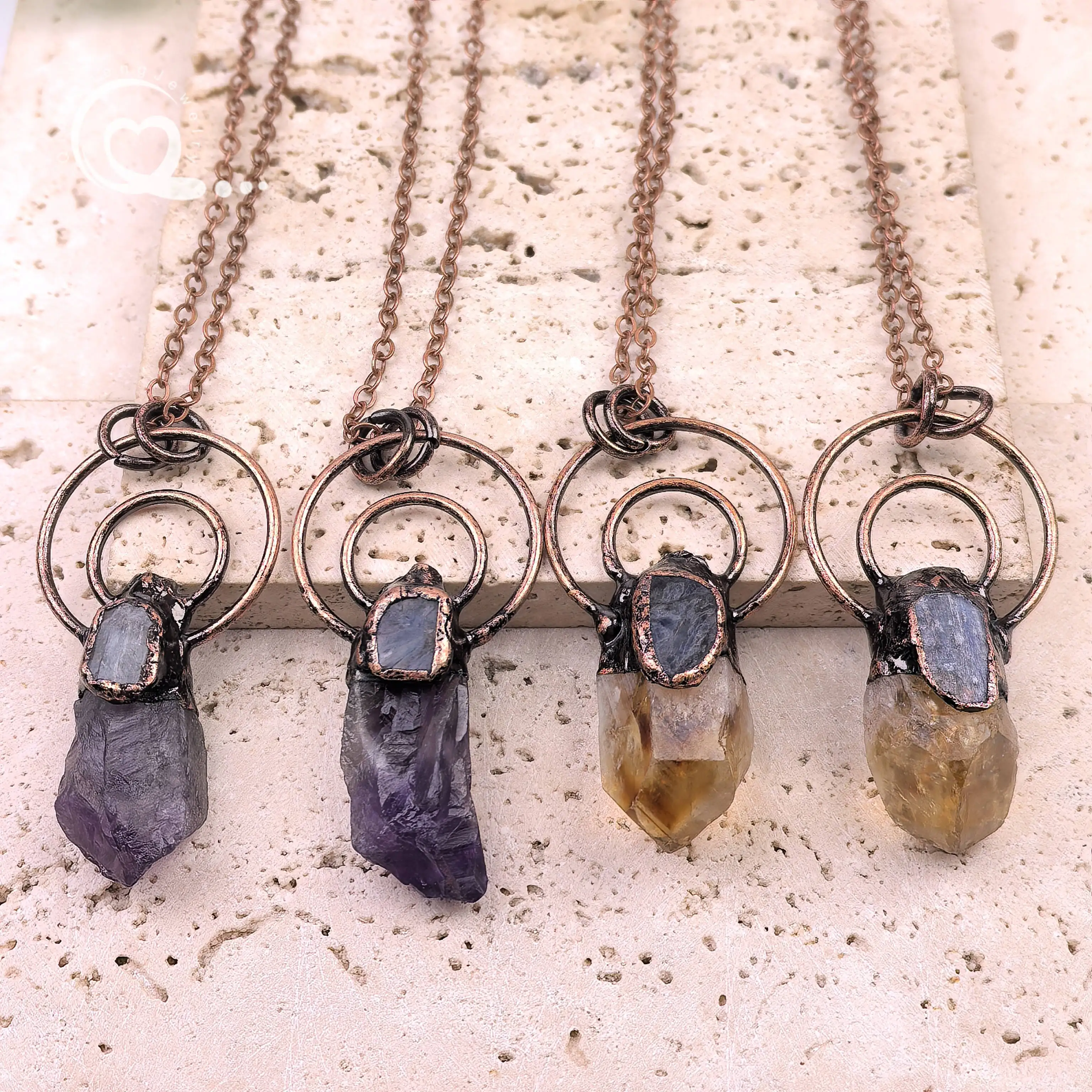 

Raw Citrine Point Soldered Bronze Hoop Pendants Antique Copper Necklaces Cut Amethyst Nugget Stick Charms Retro Jewelry QC3447