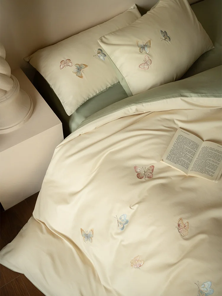 

Роскошный комплект постельного белья Ins: ультрамягкое фланелевое одеяло с вышивкой из 100% хлопка, теплое и толстое, для осени и зимы