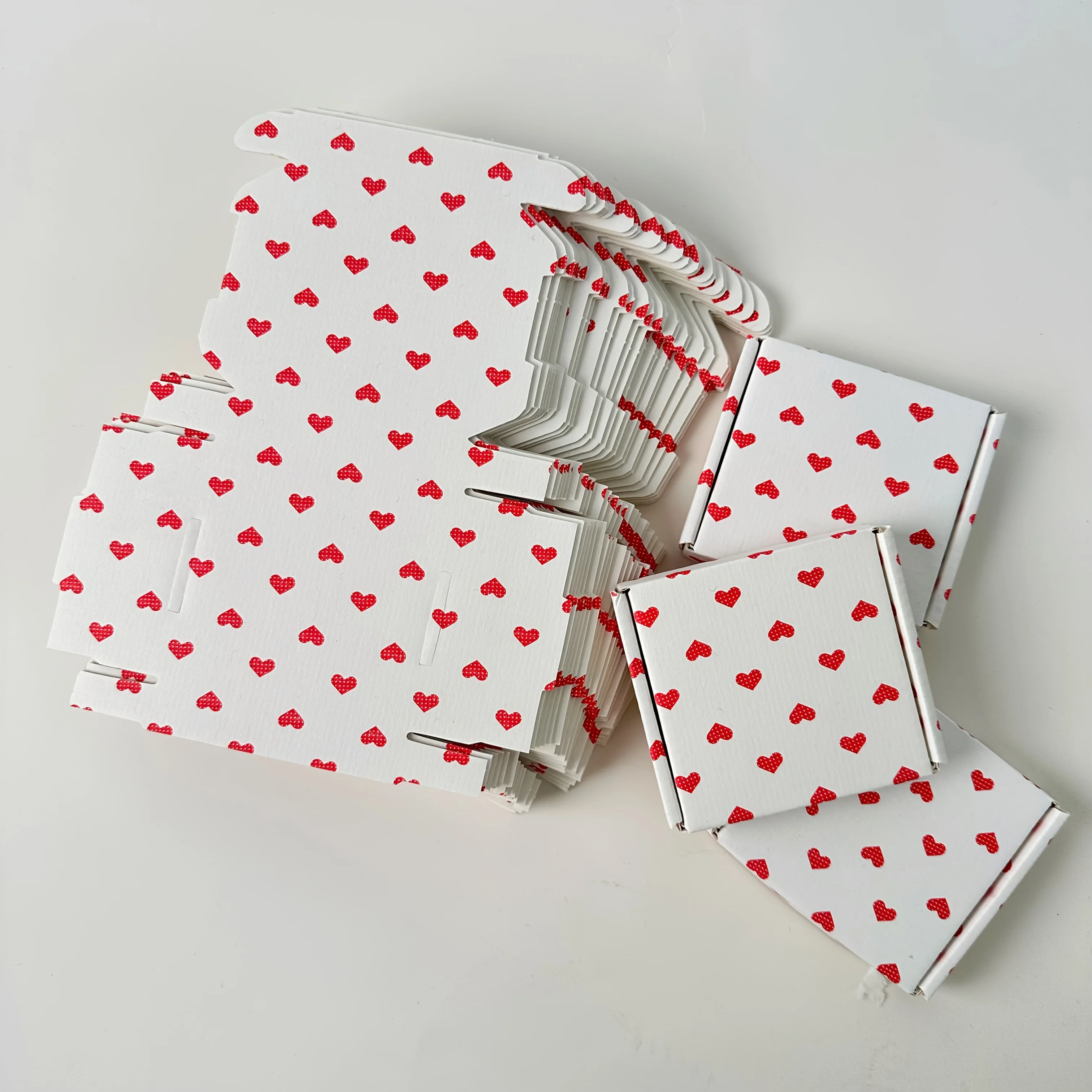 30 kleine Versandkartons mit zusammengebauten Versandkartons, offenem Gesichtsdesign für Valentinstag, Weihnachten, Geburtstage – Detail 5