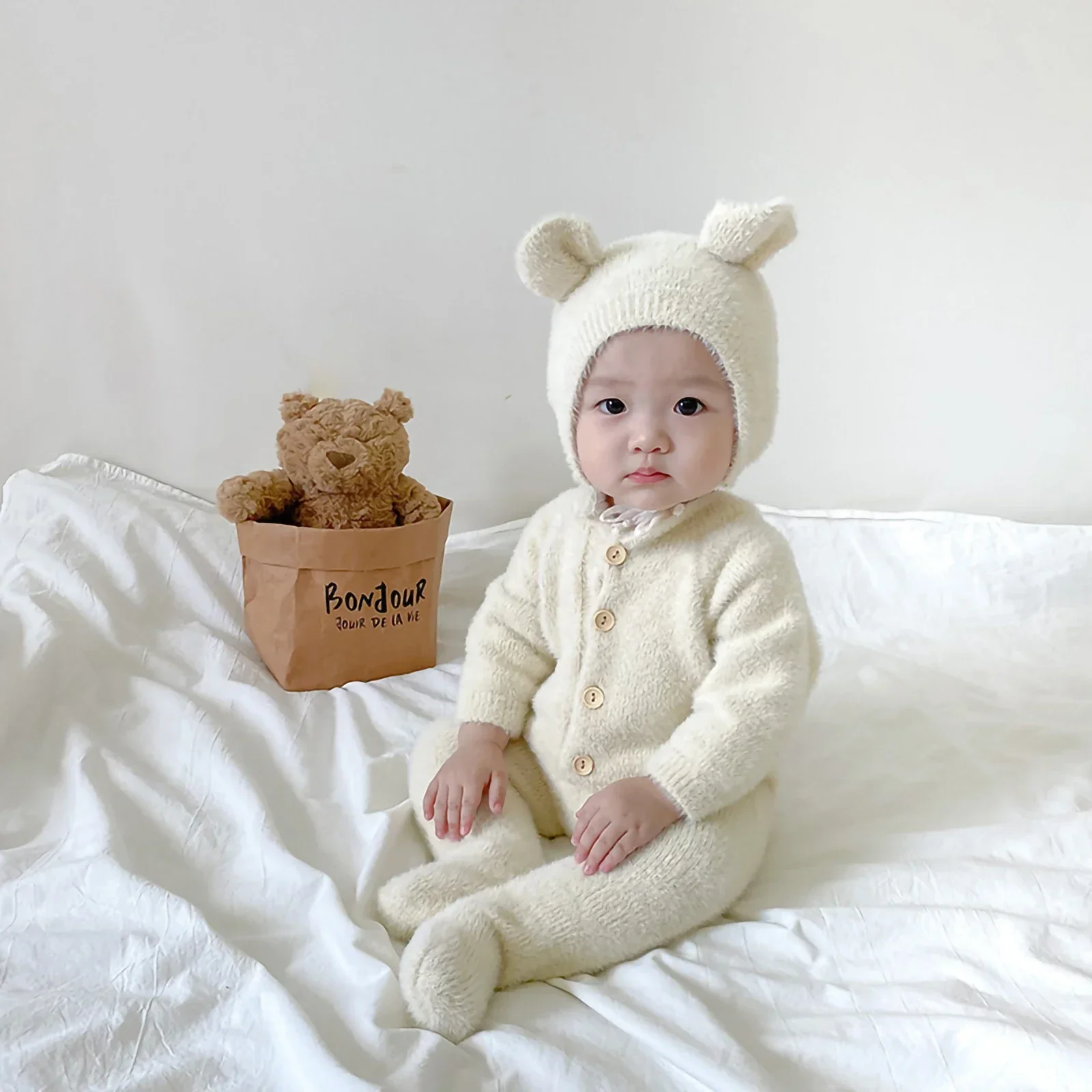 

Children's Plush Button Closure Romper with Hat Long Sleeve round Neck Jumpsuit Cotton Winter Clothes for Infants Baby Warm Over